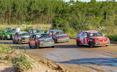 
          Imagem ilustrativa da imagem Aracruz recebe etapa do Campeonato Estadual de Velocidade na Terra
          