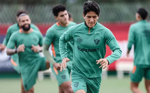 
          Imagem ilustrativa da imagem Cano sofre entorse no joelho e vira desfalque do Fluminense na Copa Sul-Americana
          