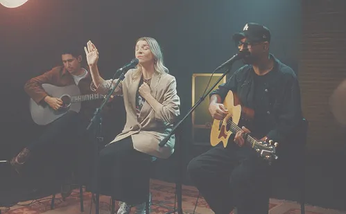 
          Imagem ilustrativa da imagem Cantores Lucas e Evelyn lançam a canção “Que Nome é Esse”
          