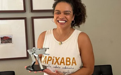 
          Imagem ilustrativa da imagem Capixaba é detida por imigração nos EUA e está sem comida e remédio, diz marido
          