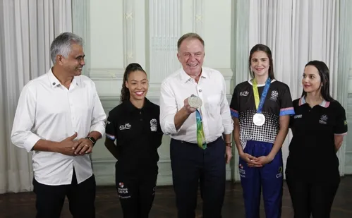 
          Imagem ilustrativa da imagem Capixabas fazem história na ginástica rítmica e sonham com as Olimpíadas
          