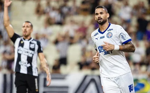 
          Imagem ilustrativa da imagem Ceará e Bahia empatam em duelo de chances perdidas no Brasileirão
          