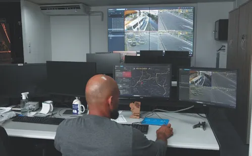 
          Imagem ilustrativa da imagem Cerco Inteligente recuperou 2.536 veículos só este ano no ES
          