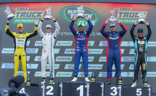 
          Imagem ilustrativa da imagem Cibien garante pódio na Copa Truck
          