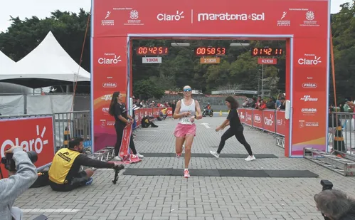 
          Imagem ilustrativa da imagem Claro Maratona do Sol premia os melhores atletas em 10km, 21km e 42km
          