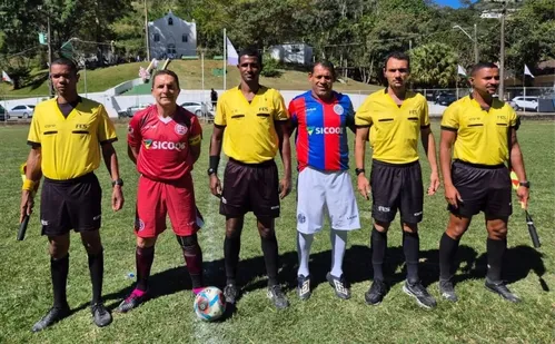 
          Imagem ilustrativa da imagem Clima de La Bombonera em Guarapari
          