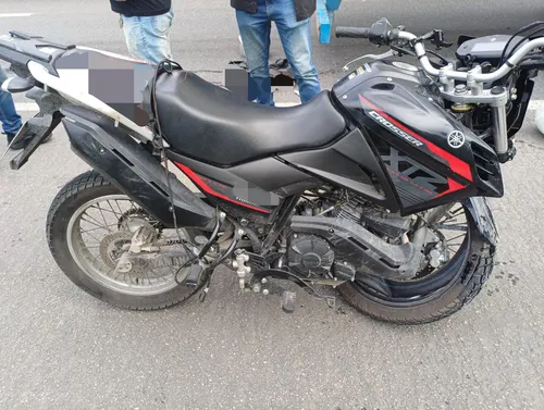 
          Imagem ilustrativa da imagem Colisão entre caminhão e moto na BR-232, em Moreno, resulta em morte
          