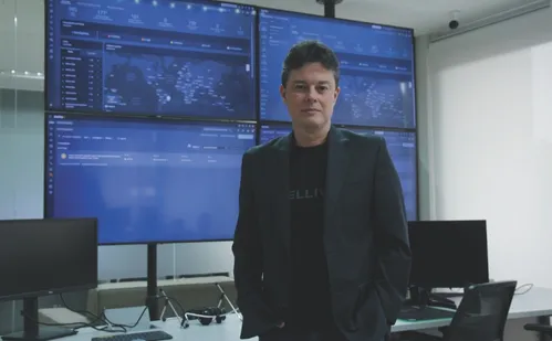 
          Imagem ilustrativa da imagem Combate a ataques tecnológicos une concorrentes
          