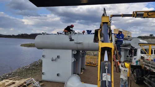 
          Imagem ilustrativa da imagem Compesa investe R$ 3,6 milhões em obra para garantir água em 9 cidades do Agreste
          