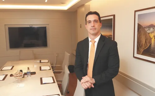 
          Imagem ilustrativa da imagem Condenados a pagar até R$ 800 mil por mentir à Justiça
          