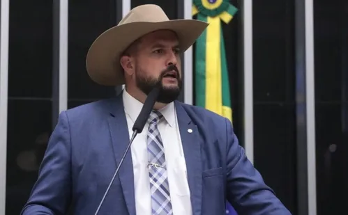 
          Imagem ilustrativa da imagem Conselho de Ética instaura processos para suspender deputados de motim bolsonarista
          