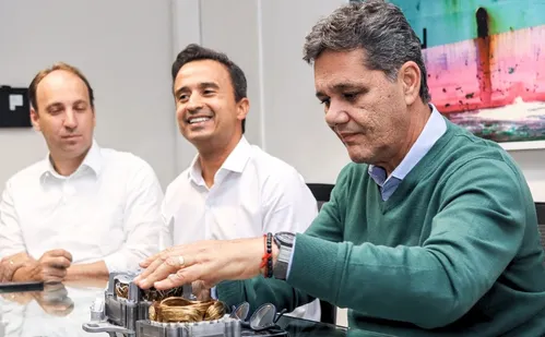 
          Imagem ilustrativa da imagem Conversa para atrair montadora ao Espírito Santo
          