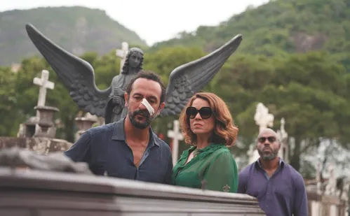 
          Imagem ilustrativa da imagem "Corra que a Polícia Vem Aí!": nova versão do clássico da comédia nos cinemas
          