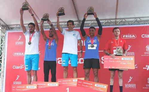 
          Imagem ilustrativa da imagem Corredores dão show nas provas da Claro Maratona do Sol
          