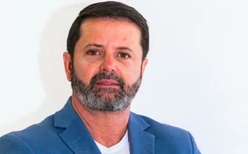 
          Imagem ilustrativa da imagem Corretor de imóveis morre em acidente de jetski em marina de Guarapari
          