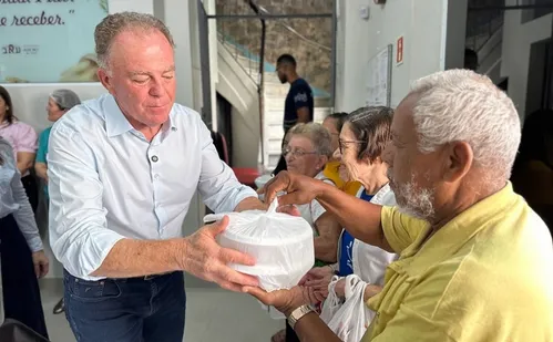 
          Imagem ilustrativa da imagem Cozinha Solidária: projeto vai distribuir refeições a pessoas em vulnerabilidade
          