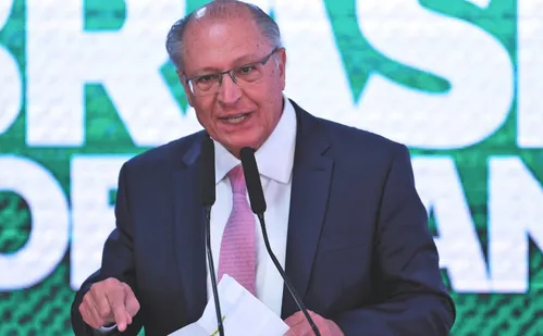 
          Imagem ilustrativa da imagem Crise com os EUA: ajuda a empresas que mantiverem empregos
          