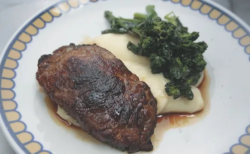 
          Imagem ilustrativa da imagem Cupim especial para o almoço do Dia dos Pais
          