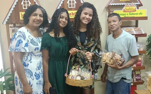 
          Imagem ilustrativa da imagem Delícias da roça direto nas lojas de fábrica
          