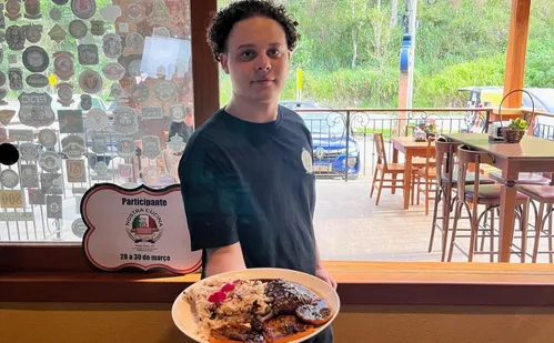 
          Imagem ilustrativa da imagem Delícias e shows em festa das flores nas montanhas
          