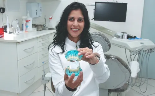 
          Imagem ilustrativa da imagem Dentistas apontam os maiores erros nos cuidados com os dentes
          