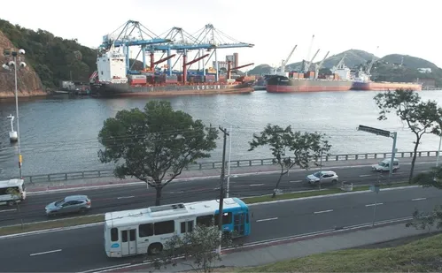 
          Imagem ilustrativa da imagem Desfile de 7 de setembro: confira mudanças no trânsito de Vitória
          