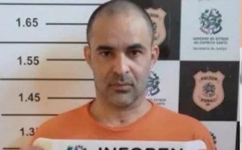 
          Imagem ilustrativa da imagem Detentos fogem por entrada de ventilação de presídio em Vila Velha
          