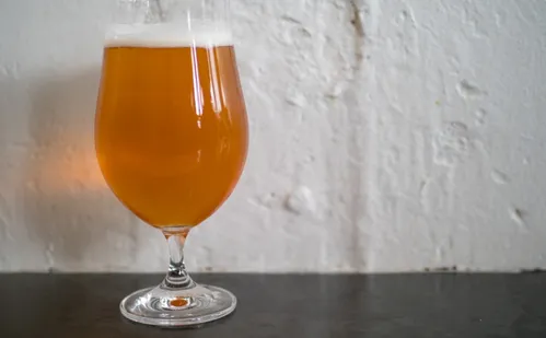 
          Imagem ilustrativa da imagem Dia Internacional da Cerveja: curiosidades e os sabores mais amados no Brasil
          