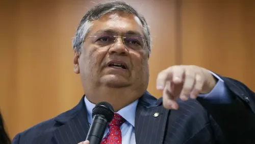 
          Imagem ilustrativa da imagem Dino diz que STF não pode ceder a coações, chantagens e ameaças
          