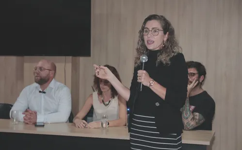 
          Imagem ilustrativa da imagem Dois a cada 10 alunos já experimentaram drogas
          