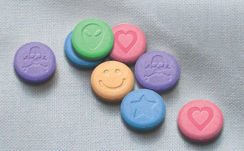 
          Imagem ilustrativa da imagem Dois a cada 10 alunos já experimentaram drogas
          