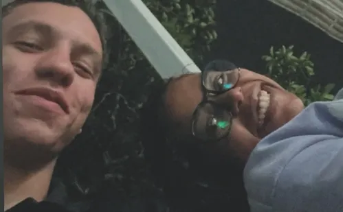 
          Imagem ilustrativa da imagem 'Dor vai ser para sempre', diz namorada de jovem morto em acidente na Segunda Ponte
          