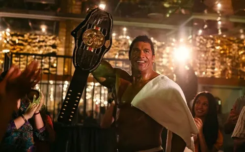 
          Imagem ilustrativa da imagem Dwayne Johnson enfrenta seus medos no filme 'Coração de Lutador'
          