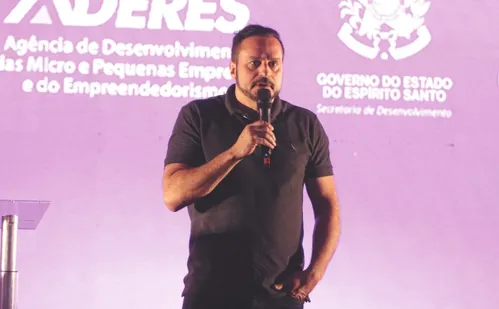 
          Imagem ilustrativa da imagem ES Fashion: Praça do Papa vira point da moda até domingo. Veja fotos
          