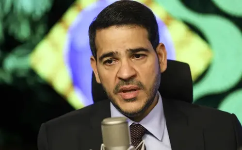 
          Imagem ilustrativa da imagem EUA vão revogar visto do advogado-geral da União
          