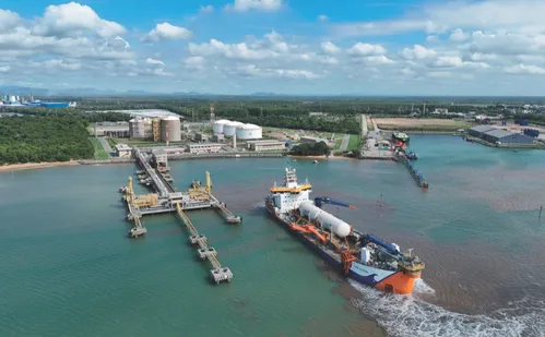 
          Imagem ilustrativa da imagem Empregos e negócios impulsionados pelo novo porto em Aracruz
          