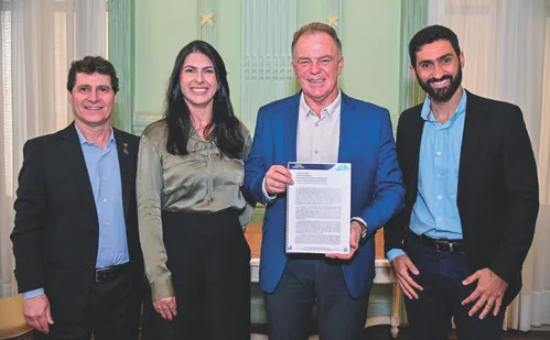 
          Imagem ilustrativa da imagem Empresários defendem mais aeroportos no Espírito Santo
          