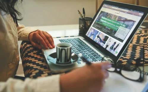 
          Imagem ilustrativa da imagem Empresas estudam a redução de home office
          