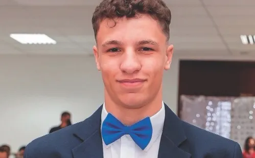 
          Imagem ilustrativa da imagem 'Era um menino sonhador', diz tio de motociclista que morreu na Segunda Ponte
          