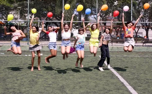 
          Imagem ilustrativa da imagem Especialistas indicam os "segredos” para criar crianças mais sociáveis
          