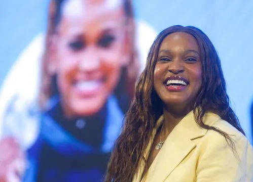 
          Imagem ilustrativa da imagem ‘Estou cuidando mais da minha saúde física e mental’, diz Rebeca Andrade, em palestra na RIW
          