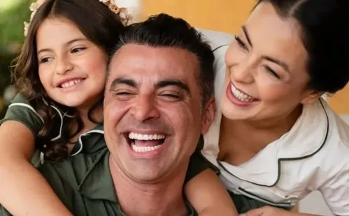 
          Imagem ilustrativa da imagem Ex-Rouge Li Martins se manifesta após morte do marido, JP Mantovani
          