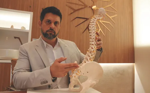 
          Imagem ilustrativa da imagem Fala Doutor: Caminhar cinco vezes por semana alivia dor nas costas
          