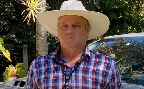 
          Imagem ilustrativa da imagem Família procura por empresário que saiu com R$ 5 mil para pagar carro e não voltou
          