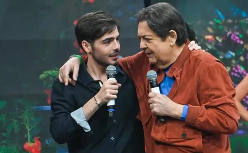 
          Imagem ilustrativa da imagem Faustão é internado em São Paulo e João Silva adia festa de estreia em programa
          
