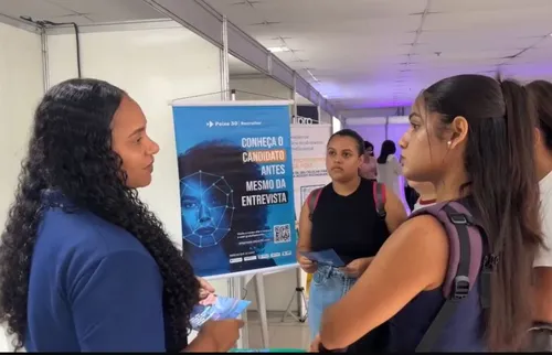 
          Imagem ilustrativa da imagem Feira de Trabalhabilidade oferece vagas de emprego e estágios no Recife e RMR
          