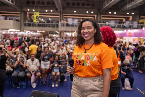 
          Imagem ilustrativa da imagem Festival Pernambucano de Literatura Negra é finalista do Prêmio Jabuti 2025
          