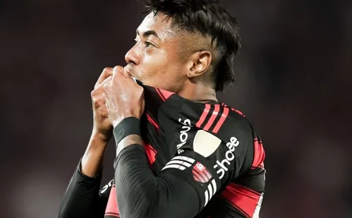 
          Imagem ilustrativa da imagem Flamengo bate Inter e fica a um empate para alcançar as quartas da Libertadores
          