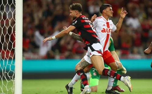 
          Imagem ilustrativa da imagem Flamengo inicia série de três duelos consecutivos contra o Internacional
          