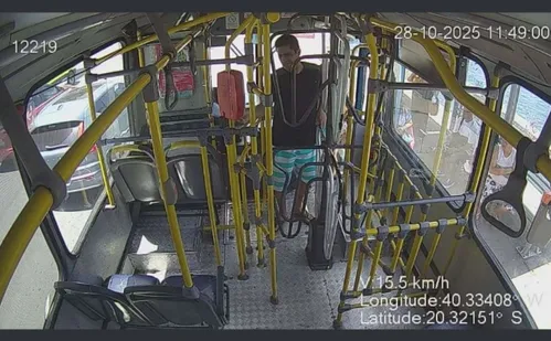 
          Imagem ilustrativa da imagem Foragido é preso após ser identificado por reconhecimento facial em ônibus no ES
          